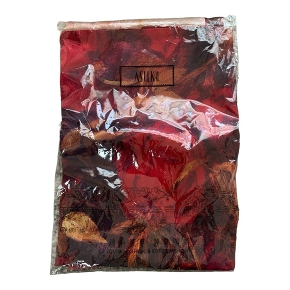 ASILK Red Watercolor Floral Mulberry Silk Scarf Wrap Cover Up NWT - Picture 5 of 9